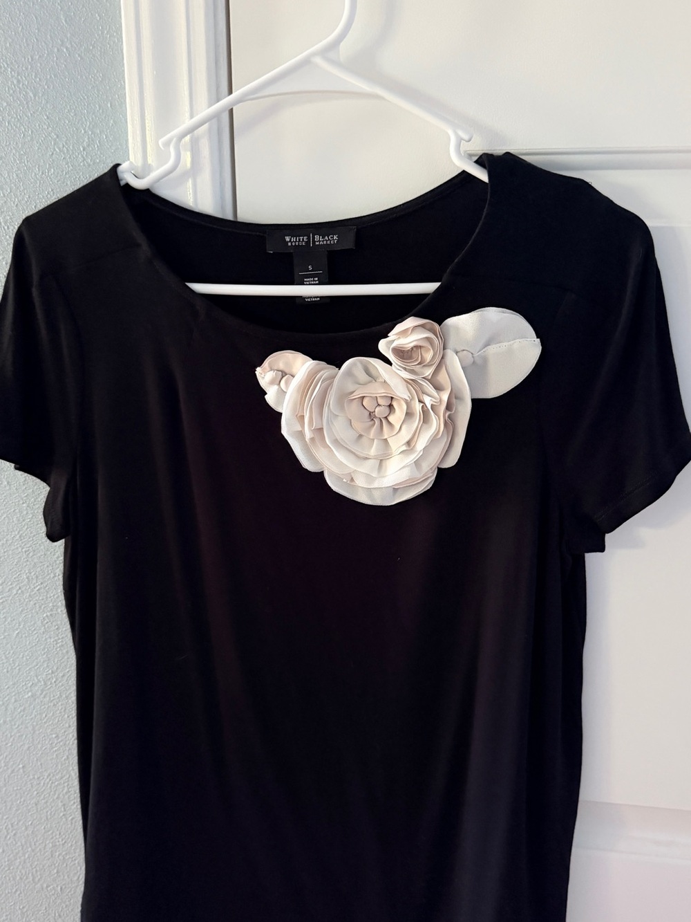 White House Black Market Black Short-Sleeve Tee with Ivory Floral Applique